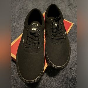 Men’s Doheny Vans black size 10.5m